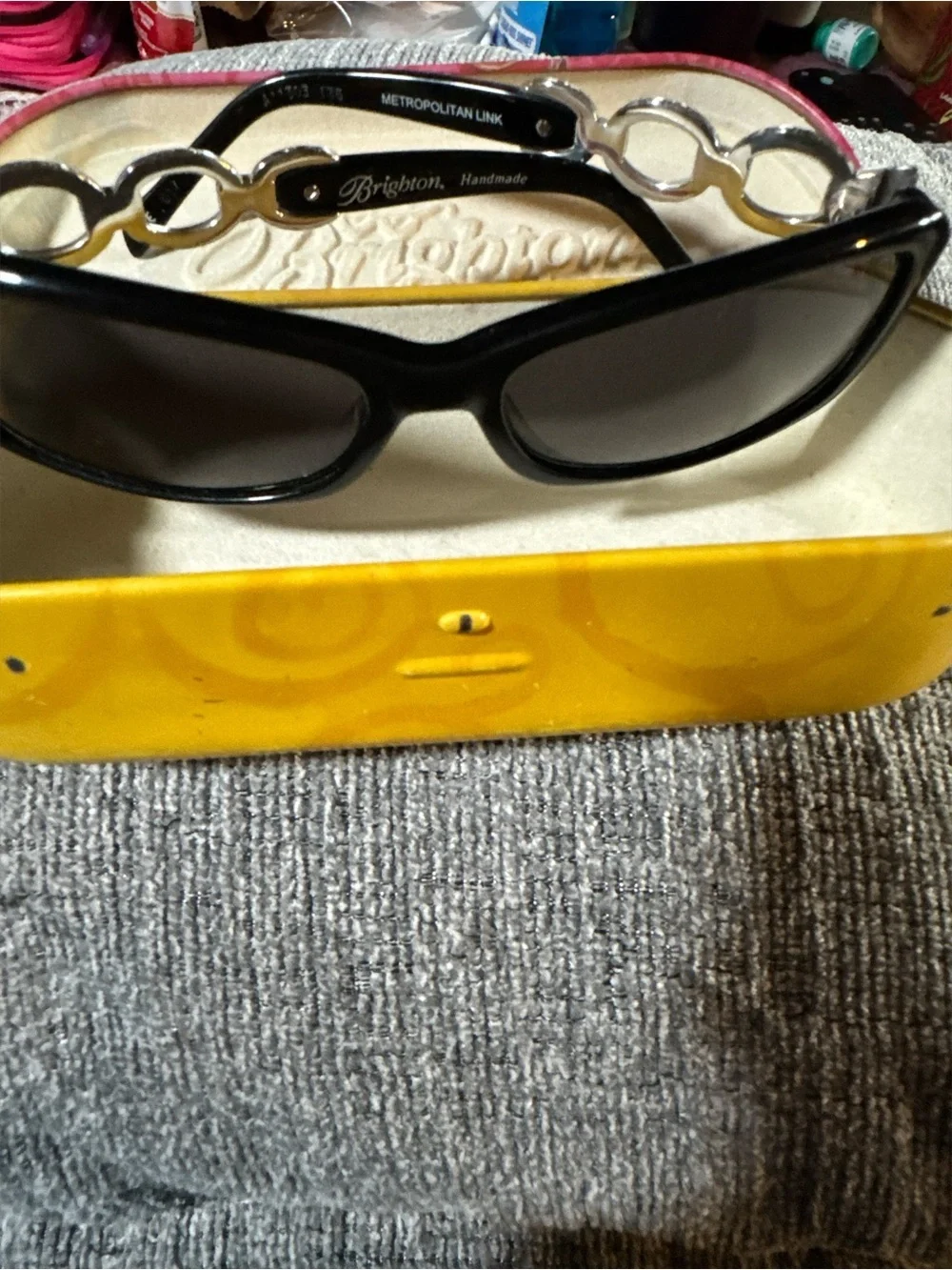 Vintage Retired Brighton “Metropolitan Link”Black Sunglasses w/Dark Lenses & Tin